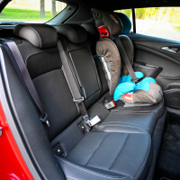Opel astra 1,2 turbo elegance (33 of 34).jpg