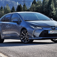 toyota_corolla_sedan_kratek_test-3.jpg