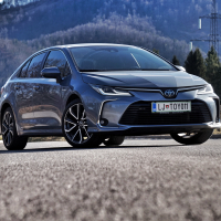 toyota_corolla_sedan_kratek_test-4.jpg