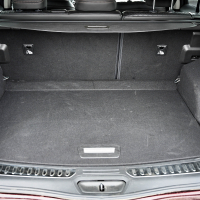 Karavan_SUV_AMZS-7.jpg