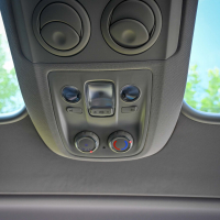 AMZS test Opel zafira life M 2.0 D-28.jpg