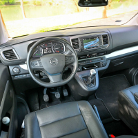 AMZS test Opel zafira life M 2.0 D-27.jpg