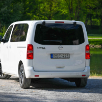 AMZS test Opel zafira life M 2.0 D-9.jpg