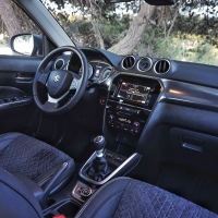 suzuki vitara MHEV 13.jpg