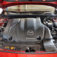 Mazda 3 skyactivX AMZS-9.jpg