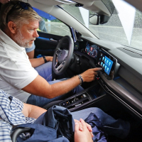 Volkswagen_Motorevija_delavnica_9.jpg