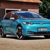 Volkswagen ID3 AMZS za volanom-2.jpg