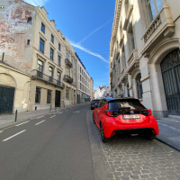 Toyota_yaris_hybrid.jpg