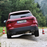 Mercedes_GLA_AMZS_test.jpg