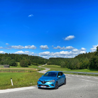 Renault_hibridi_tehnika_AMZS-18.jpg