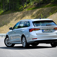 Škoda octavia combi style TDI DSG AMZS_-8.jpg
