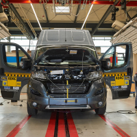 AMZS varnostn test avtodom-4.jpg