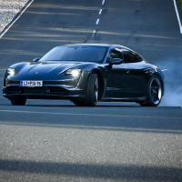 Porsche taycan AMZS dozivetje-42.jpg