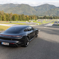 Porsche taycan AMZS dozivetje-25.jpg