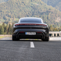 Porsche taycan AMZS dozivetje-22.jpg