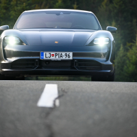 Porsche taycan AMZS dozivetje-15.jpg