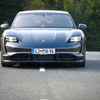 Porsche taycan AMZS dozivetje-13.jpg