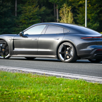 Porsche taycan AMZS dozivetje-12.jpg