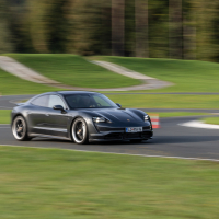 Porsche taycan AMZS dozivetje.jpg