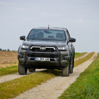 Prenovljena toyota hilux-14.jpg