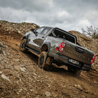 Prenovljena toyota hilux-26.jpg