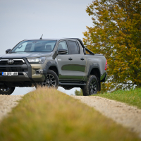 Prenovljena toyota hilux-19.jpg