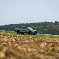 Prenovljena toyota hilux-13.jpg