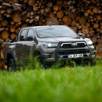 Prenovljena toyota hilux-9.jpg