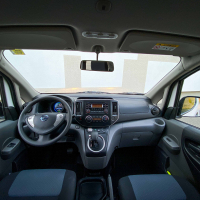 Nissan e-NV 200 combi 7-40.jpg