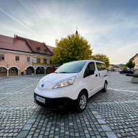 Nissan e-NV 200 combi 7-29.jpg