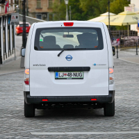 Nissan e-NV 200 combi 7-10.jpg