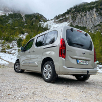 Toyota proace city verso family-7.jpg