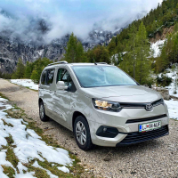 Toyota proace city verso family-3.jpg