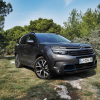 Citroen C5 aircross 225 hybrid-5.jpg