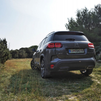 Citroen C5 aircross 225 hybrid-6.jpg
