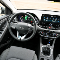 Hyundai i30 1,5 MHEV iMT test-24.jpg