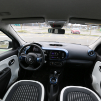Renault twingo electric intens AMZS-28.jpg