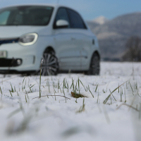 Renault twingo electric intens AMZS-7.jpg