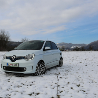 Renault twingo electric intens AMZS-13.jpg