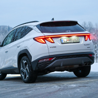 Hyundai tucson HEV 1,6 T-GDI impression-3.jpg