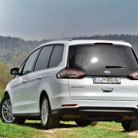 ford galaxy 9.jpg