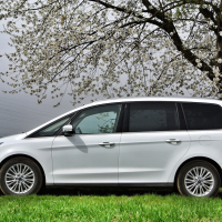 ford galaxy 12.jpg