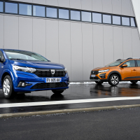 dacia sandero AMZS-2.jpg