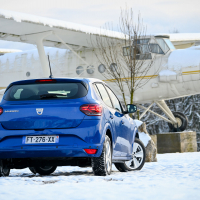 dacia sandero AMZS-11.jpg