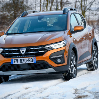 dacia sandero AMZS-31.jpg