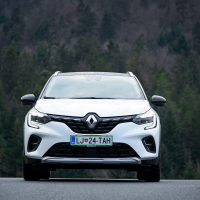 Renault captur e-tech 160-12.jpg