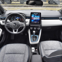 Primerjamo Renault clio Toyota yaris-19.jpg