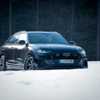 Audi Q8 quattro dozivetje AMZS-3.jpg