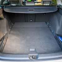 VW_golf_TDI_VS_R_megane_etech_AMZS-7.jpg
