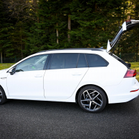 VW_golf_TDI_VS_R_megane_etech_AMZS-9.jpg